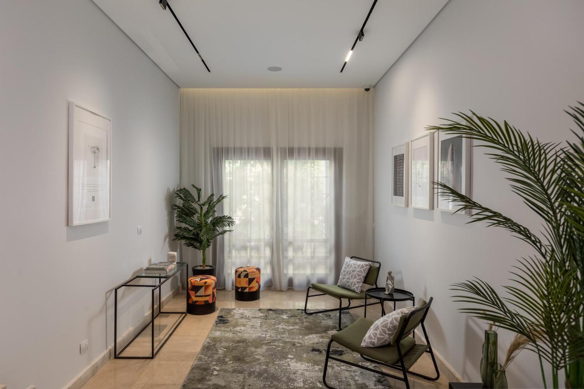 Livingville Nine *