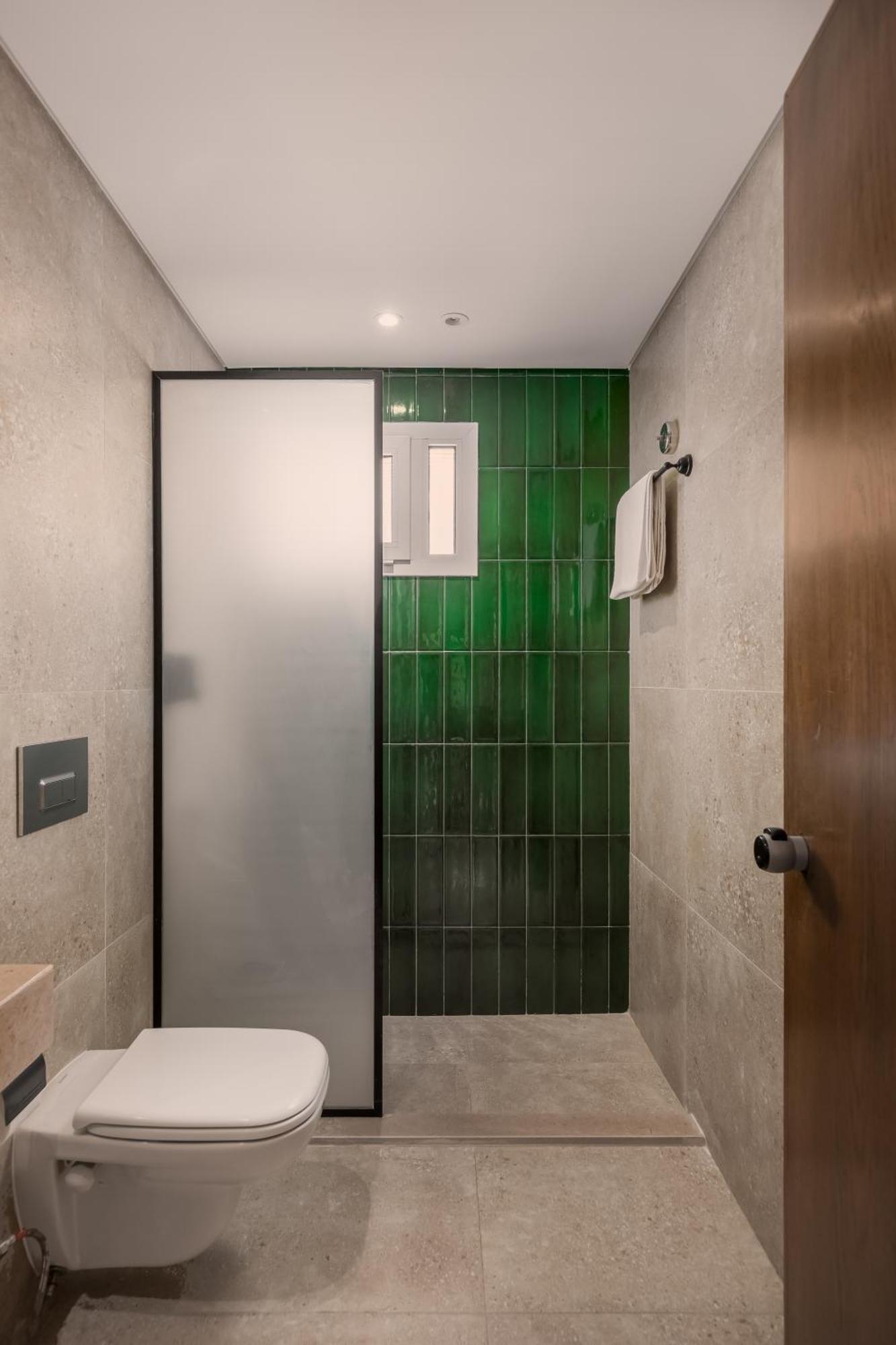 Aparthotel Livingville Nine *