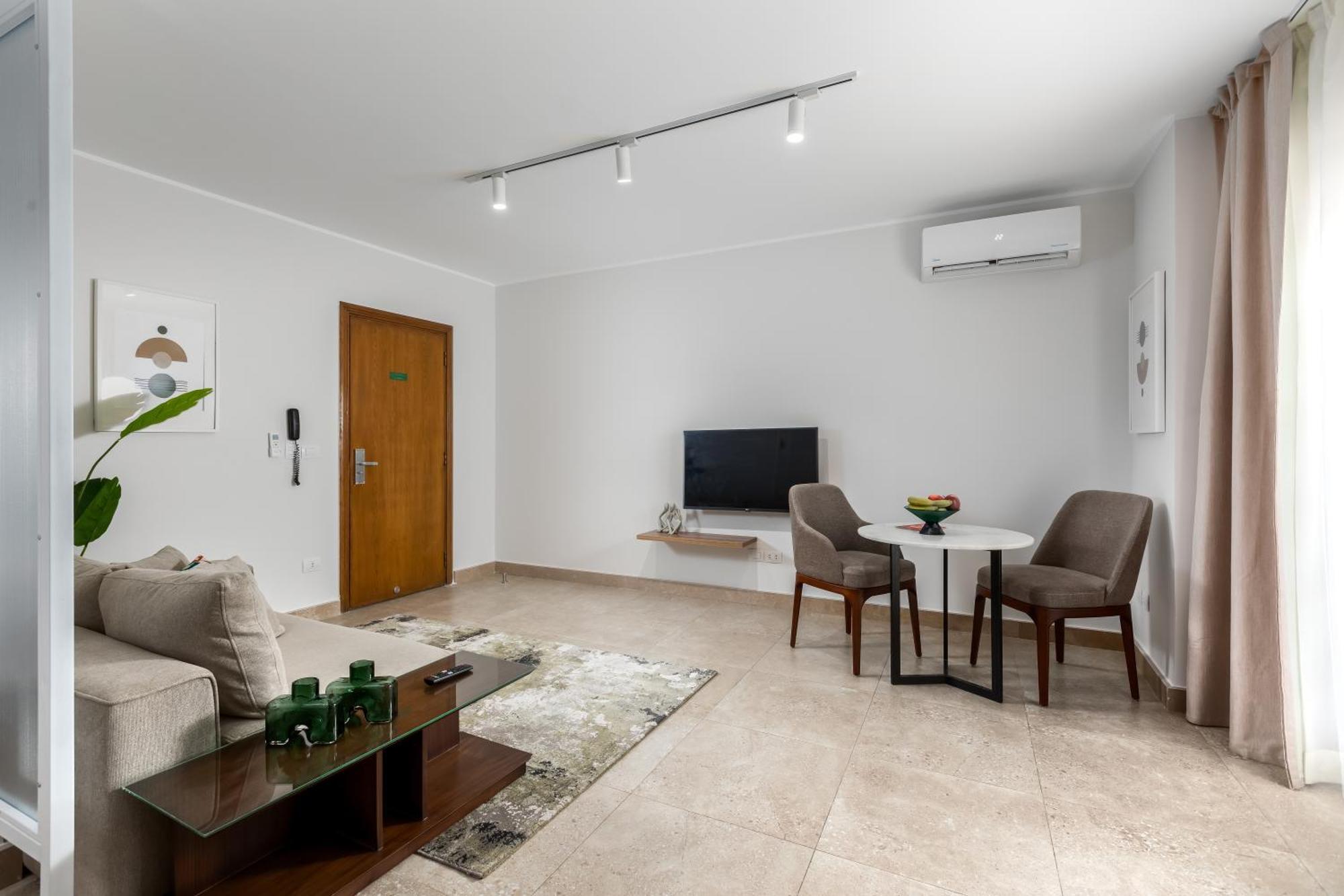 Livingville Nine Aparthotel *